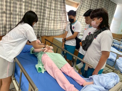 1141016國三耕莘護專參訪圖片